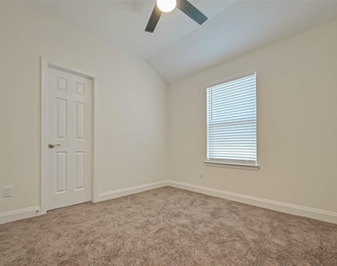 7339 Krueger Road - Photo Thumbnail 21