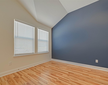 7339 Krueger Road - Photo Thumbnail 7