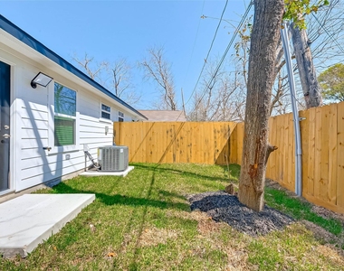 7339 Krueger Road - Photo Thumbnail 44