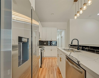 7339 Krueger Road - Photo Thumbnail 13