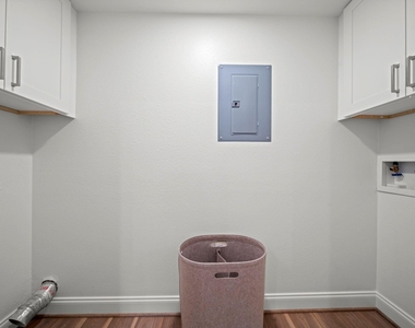 45 N Lakeridge Circle - Photo Thumbnail 27