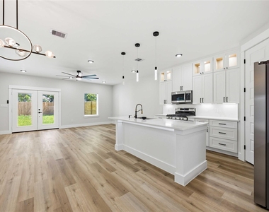 1084 Junell Street - Photo Thumbnail 8