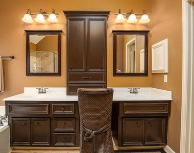 9611 Moonstone Mist Lane - Photo Thumbnail 18