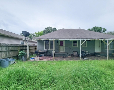 508 W Lang - Photo Thumbnail 22