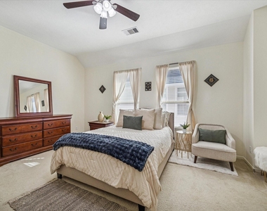 3332 Home Point Drive - Photo Thumbnail 17
