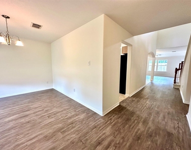 25311 Clover Ranch Drive - Photo Thumbnail 3