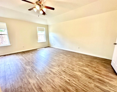 25311 Clover Ranch Drive - Photo Thumbnail 11