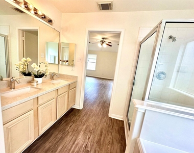25311 Clover Ranch Drive - Photo Thumbnail 14