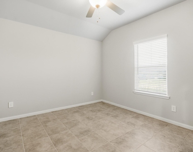 1207 Cascade Hills Drive - Photo Thumbnail 3