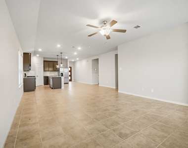 1207 Cascade Hills Drive - Photo Thumbnail 13
