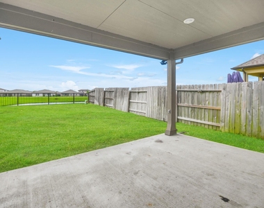 1207 Cascade Hills Drive - Photo Thumbnail 14