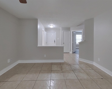 18167 Woodsdale Court - Photo Thumbnail 1