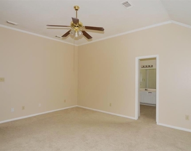 11514 Sagecreek Drive - Photo Thumbnail 10