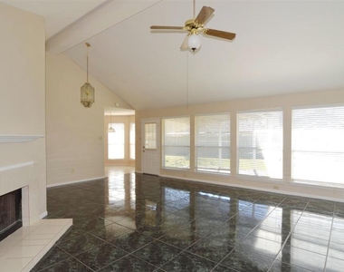 11514 Sagecreek Drive - Photo Thumbnail 8