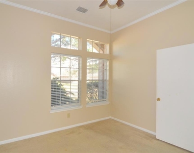 11514 Sagecreek Drive - Photo Thumbnail 13