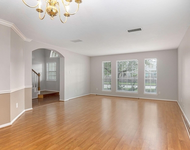 3603 Ne Beacon Hill Drive - Photo Thumbnail 3
