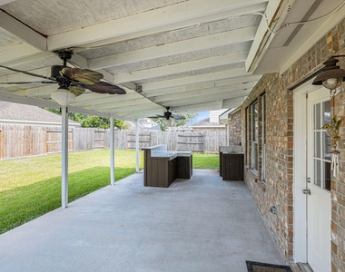 3603 Ne Beacon Hill Drive - Photo Thumbnail 24