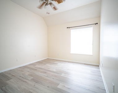 4503 Oak Valley Drive - Photo Thumbnail 26