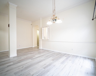 4503 Oak Valley Drive - Photo Thumbnail 5