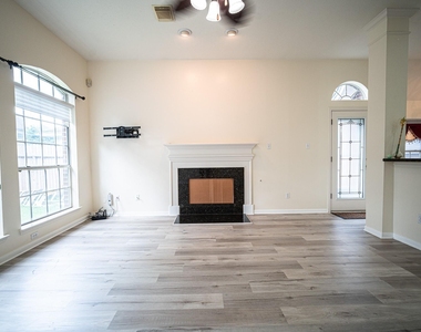 4503 Oak Valley Drive - Photo Thumbnail 16