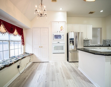 4503 Oak Valley Drive - Photo Thumbnail 9