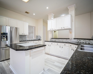 4503 Oak Valley Drive - Photo Thumbnail 11