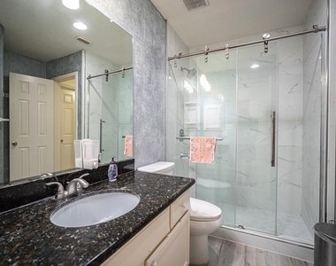 4503 Oak Valley Drive - Photo Thumbnail 18