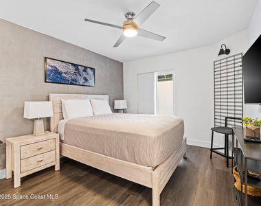 8600 Ridgewood Avenue - Photo Thumbnail 16