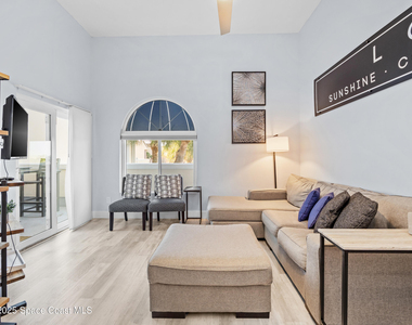 8600 Ridgewood Avenue - Photo Thumbnail 12
