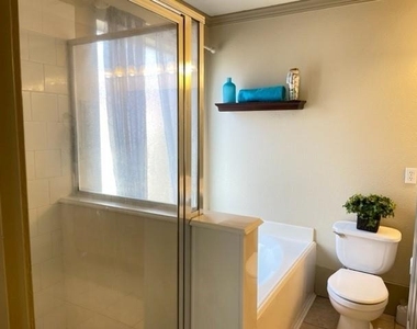 17439 Prospect Meadows Drive - Photo Thumbnail 10