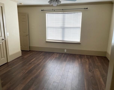 17439 Prospect Meadows Drive - Photo Thumbnail 8