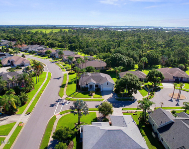 768 Harrier Court - Photo Thumbnail 12