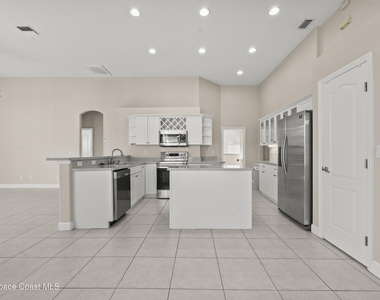 768 Harrier Court - Photo Thumbnail 29