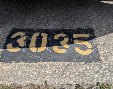 3035 Sir Hamilton Circle - Photo Thumbnail 23