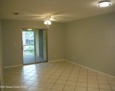 3035 Sir Hamilton Circle - Photo Thumbnail 7