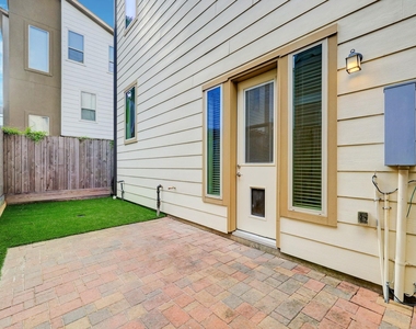 1518 Birdsall Street - Photo Thumbnail 20