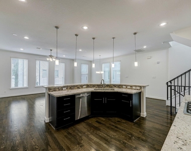 1518 Birdsall Street - Photo Thumbnail 6