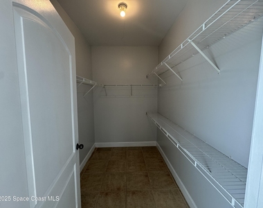 6441 Borasco Drive - Photo Thumbnail 11