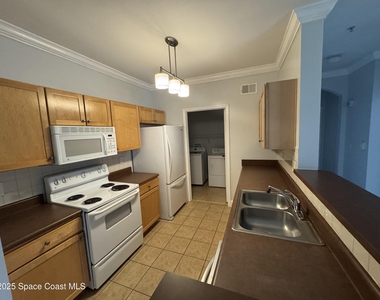 6441 Borasco Drive - Photo Thumbnail 5