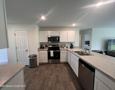 2182 Watkins Road Se - Photo Thumbnail 10