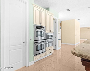 9235 Babcock Street Se - Photo Thumbnail 11