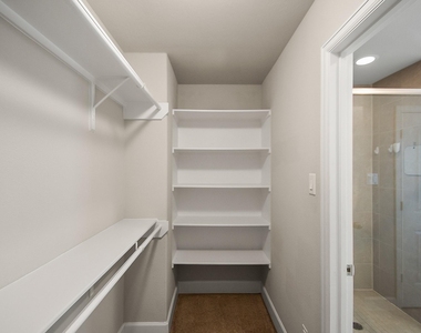 5328 Larkin Street - Photo Thumbnail 13