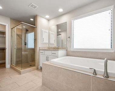 5328 Larkin Street - Photo Thumbnail 12