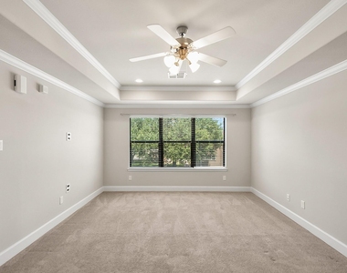 5328 Larkin Street - Photo Thumbnail 8