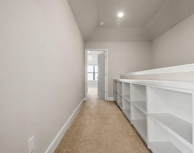 5328 Larkin Street - Photo Thumbnail 20