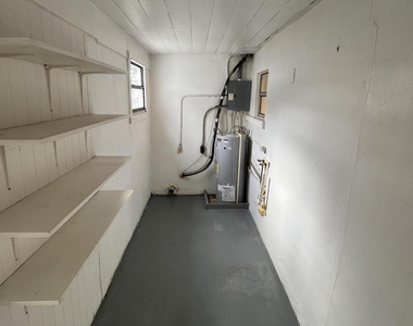 1805 Guava Avenue - Photo Thumbnail 5