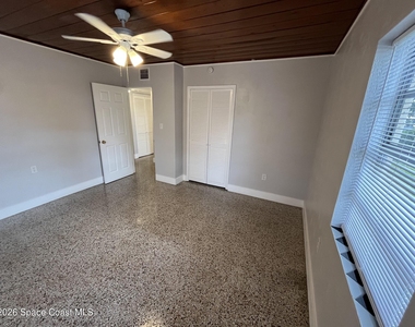 1805 Guava Avenue - Photo Thumbnail 11
