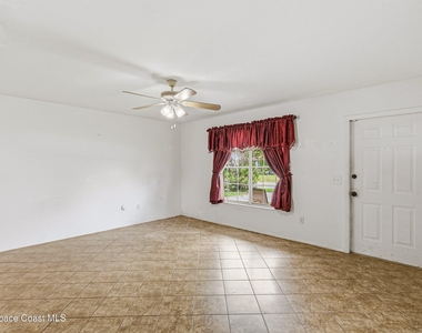 1265 Ethel Circle Ne - Photo Thumbnail 10