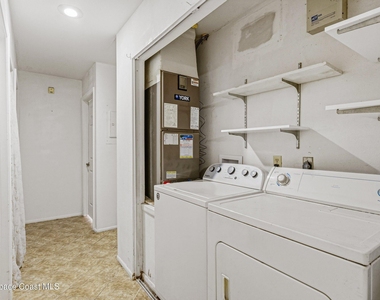 1265 Ethel Circle Ne - Photo Thumbnail 18