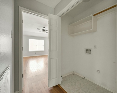 11 Verbena Bend Place - Photo Thumbnail 25